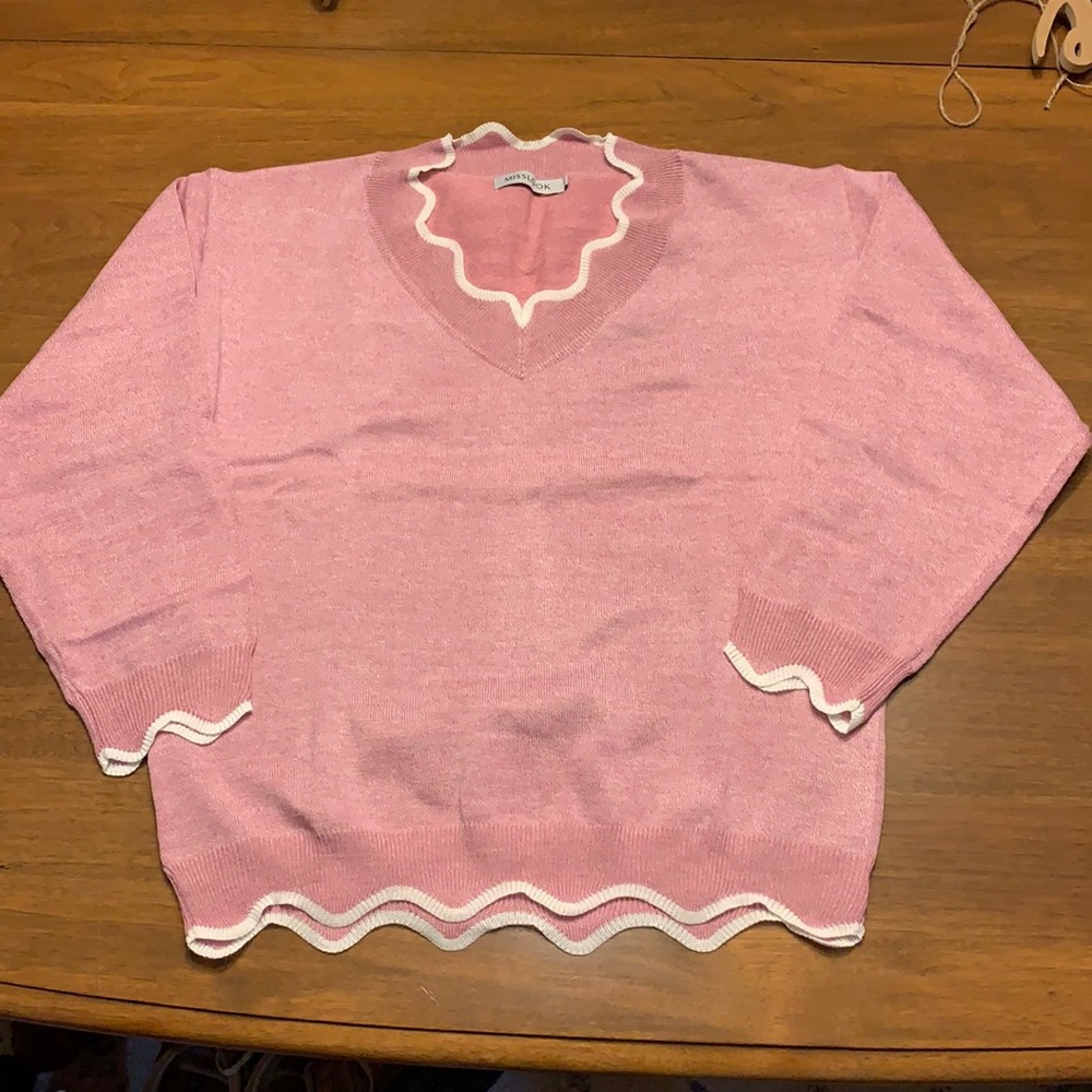 🍓3/$15🍓Miss look sweater. Brand new. Never worn.